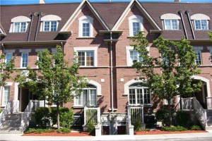 601 Shoreline Dr, Mississauga