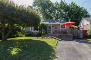 1312 Bunnell Dr, Burlington